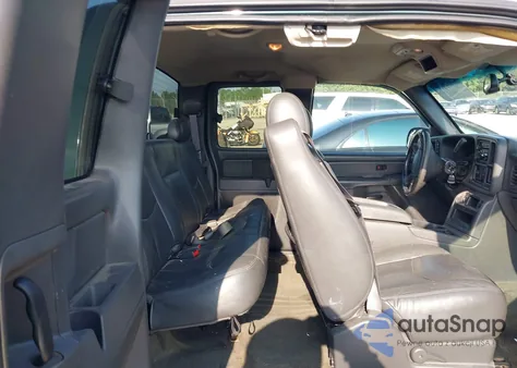 2005 Chevrolet Silverado Ls from USA, damaged, VIN 1GCEK19T25E189473